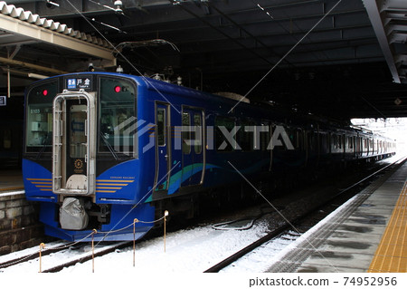 Shinano Railway SR1 series (liner vehicle) Shinano Railway SR1 series (liner vehicle) 74952956