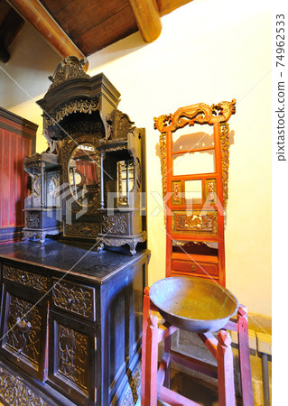 深坑黃氏永安居,永安居,深坑永安居,深坑古厝,三級古蹟,閩南建築,三合院,梳妝台,民宅,古物,古董 深坑黃氏永安居,永安居,深坑永安居,深坑古厝,三級古蹟,閩南建築,三合院,梳妝台,民宅,古物,古董 74962533