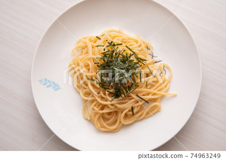 Home-cooked cod roe spaghetti with tomatoes in Japan Home-cooked cod roe spaghetti with tomatoes in Japan 74963249