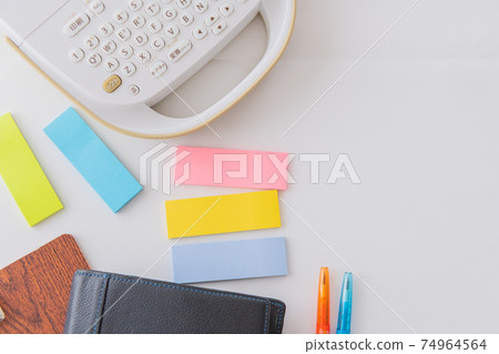 Business supplies bird's-eye view white background material Business supplies bird's-eye view white background material 74964564