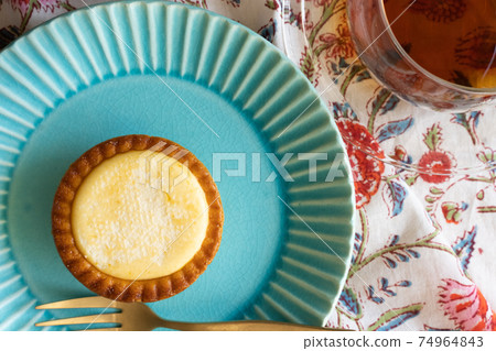 Cheese tart 74964843