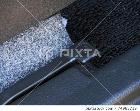 Passenger car fuel lid opener lever 74965719