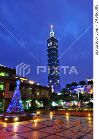 台北市-跨年煙火,2013年跨年煙火,101跨年煙火,101大樓,高樓大廈,夜景,煙火 74966098