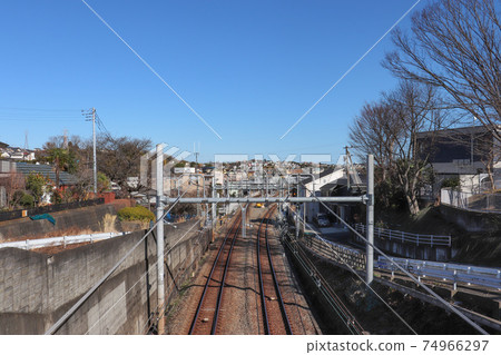 Scenery along the Sotetsu Line (Nishikawashima-cho, Asahi-ku, Yokohama-shi, Kanagawa) Scenery along the Sotetsu Line (Nishikawashima-cho, Asahi-ku, Yokohama-shi, Kanagawa) 74966297