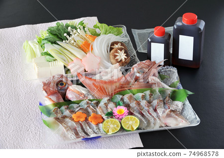 Mail order sea bream shabu set bird's-eye view Mail order sea bream shabu set bird's-eye view 74968578