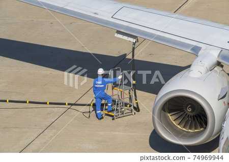 機場風光東京大田區工人加油 74969944