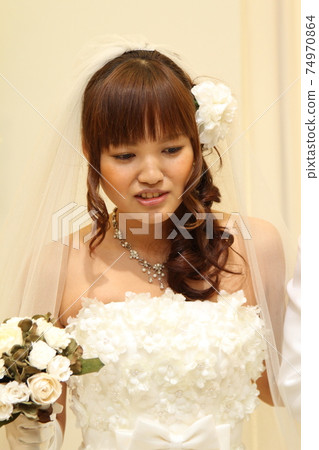 Bride 74970864