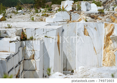 Natural deposits of marble. Treasures of nature 74971603