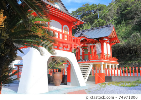 [鹿兒島縣]長崎鼻子燈塔公園的龍宮神社 74971806