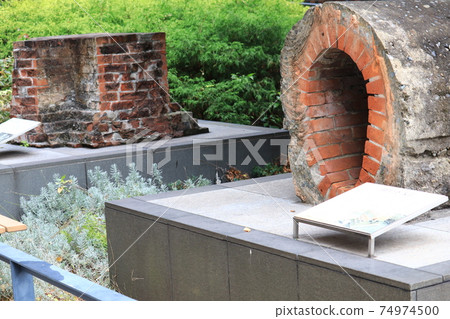 橫濱城市歷史博物館展出的橢圓形下水道 74974500