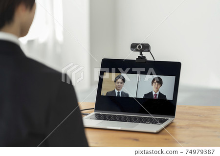 Online interview image 74979387