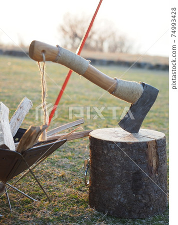 Coastal bonfire solo camp Coastal bonfire solo camp 74993428