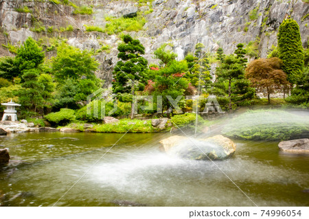 A beautiful garden that welcomes you at the exit of Abukuma Caves 74996054