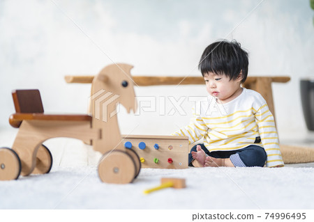 0歲嬰兒玩木製玩具 74996495