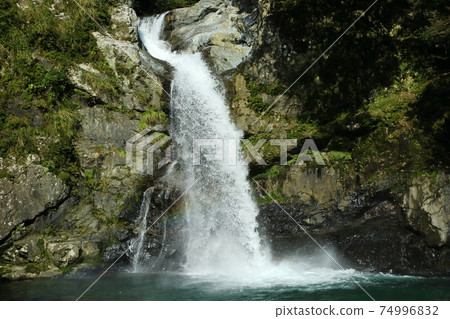 Kiyona瀑布 74996832