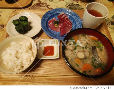 生魚片晚餐 74997418