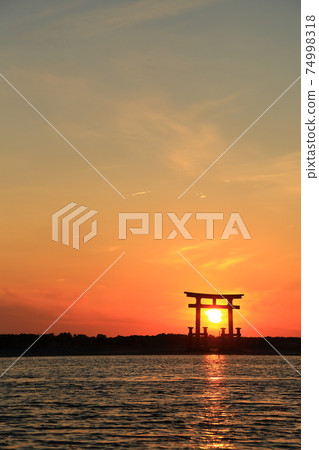 Sunset over the tourist tower Bentenjima Seaside Park, Hamamatsu City Sunset over the tourist tower Bentenjima Seaside Park, Hamamatsu City 74998318