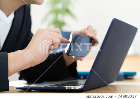 PC安全形象 74999017