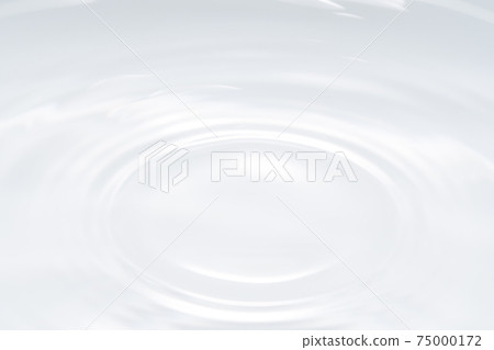 漣漪的水 75000172