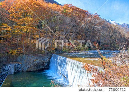 Yubiso River Sabo Dam Tanigawa Mountain Range Scenery near Yubiso Park 75000712