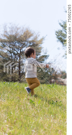 Spring outing 75002265