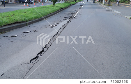 地震災難 地震災難 75002568