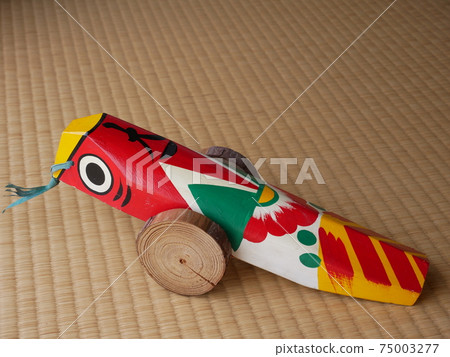 熊本縣人吉市的本地玩具“野雞馬” 75003277