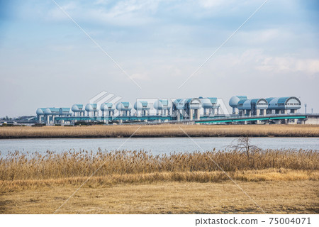Nagara River Estuary Weir, Mie Prefecture Nagara River Estuary Weir, Mie Prefecture 75004071