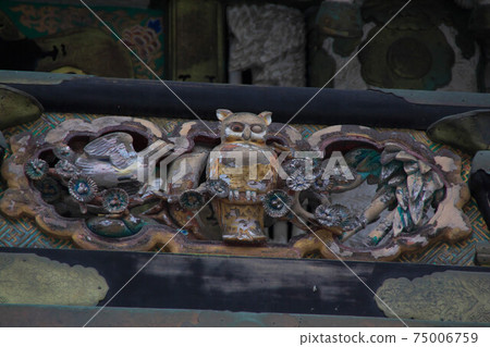 Sculpture of Nikko Toshogu Shrine Yomei gate 75006759