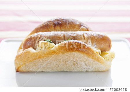Delicious hot dog Delicious hot dog 75008658