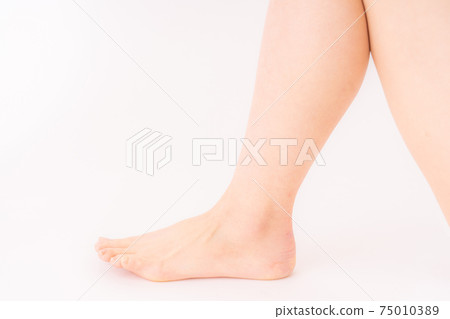 足部護理女性雙腿 足部護理女性雙腿 75010389