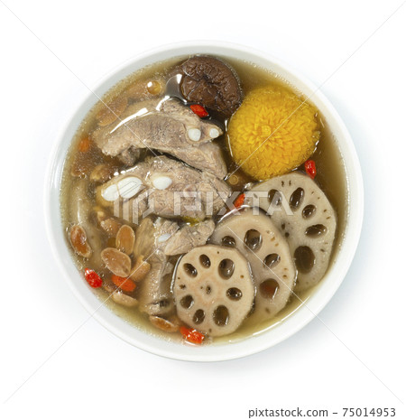 Lotus Roots Soup with Pork Ribs and Peanuts Lotus Roots Soup with Pork Ribs and Peanuts 75014953
