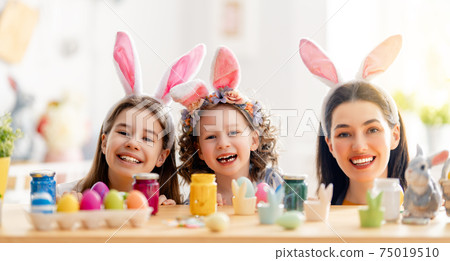 family preparing for Easter family preparing for Easter 75019510