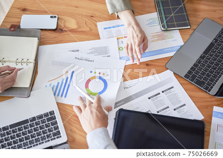 Business scene meeting at hand Business scene meeting at hand 75026669