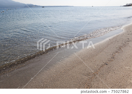 磯海灘的 75027862