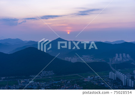 Gyeryongsan, Geoje, Gyeongnam Gyeryongsan, Geoje, Gyeongnam 75028554