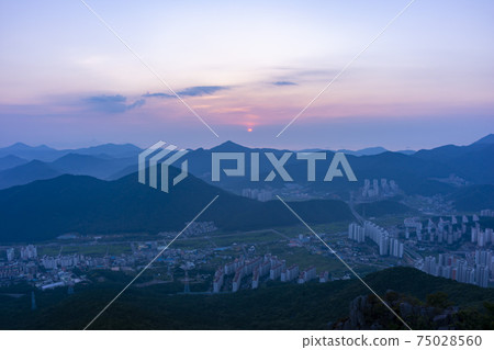 Gyeyongsan，Goongnam，Geoje 75028560