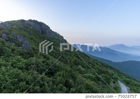 Gyeyongsan,Goongnam,Geoje Gyeyongsan,Goongnam,Geoje 75028757