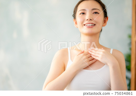 20s décolletage 20s décolletage 75034861