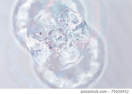 Water surface Water surface 75038452