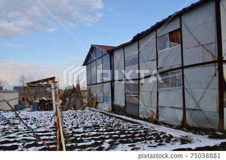 Tilt prefab Tilt prefab 75038881