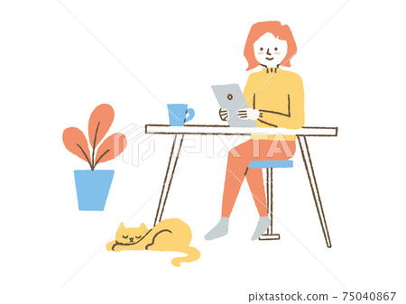 女人看著一台tablet_color的平板電腦 75040867