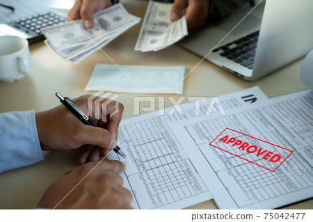 man dollars money corruption analysing growth profit financial trade funds and currency exchange United States Dollars corruption concept 75042477