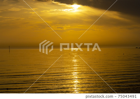 Marcian Beach, Jung-gu, Incheon 75043491