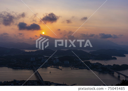 Hallyeo Marine National Park, Tongyeong-si, Gyeongnam 75045485