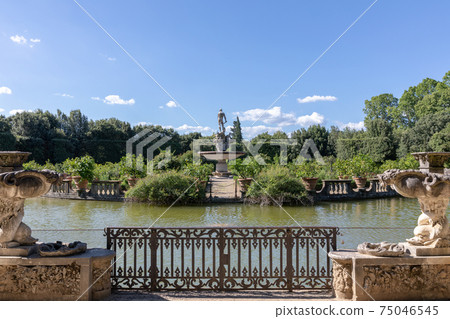Panoramic view of Boboli Gardens (Giardino di Boboli) Panoramic view of Boboli Gardens (Giardino di Boboli) 75046545