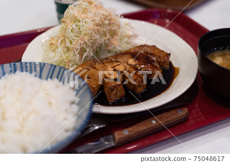 Tonteki that looks delicious 75048617