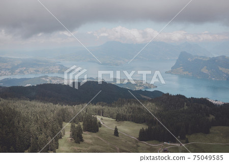 Panorama view od Lucerne lake and mountains scene in Pilatus of Lucerne 75049585