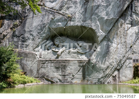 Dying Lion of Lucerne Monument, Switzerland Dying Lion of Lucerne Monument, Switzerland 75049587