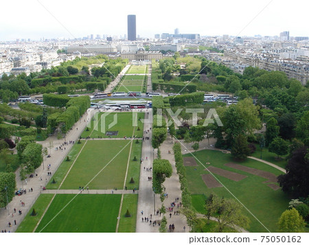 從巴黎的埃菲爾鐵塔看的冠軍火星公園 75050162